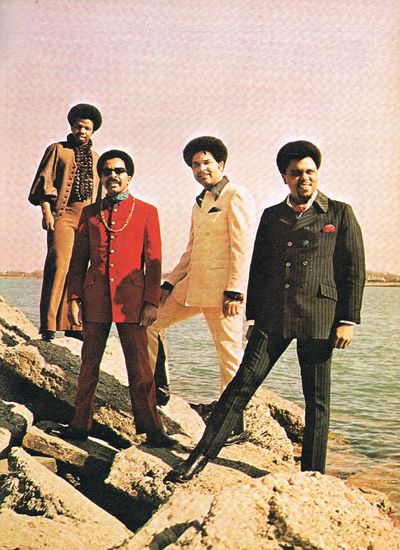 Top Pop Scene Annual: [1977]